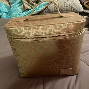 Hollis makeup bag and brush holder